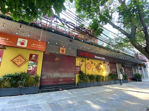 Giải mã việc hàng loạt cửa hàng ăn uống 'vỡ trận'