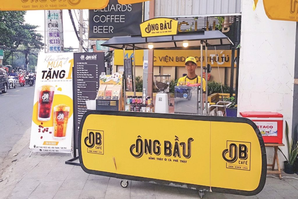 Ngành F&B: Bắt đầu nóng cuộc cạnh tranh lòng đường